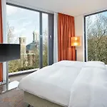 إتش4 4*