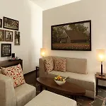 إتش4 فندق 4*