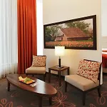 H4 Hotel