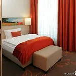 إتش4 فندق 4*