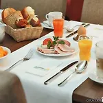 إتش4 مونستر