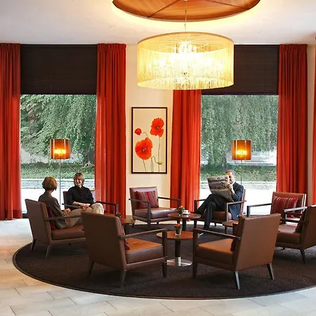 H4 Hotel 4*