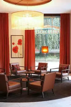H4 Hotel 4*