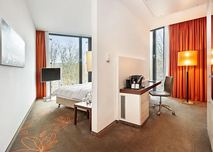 H4 Ξενοδοχείο 4*