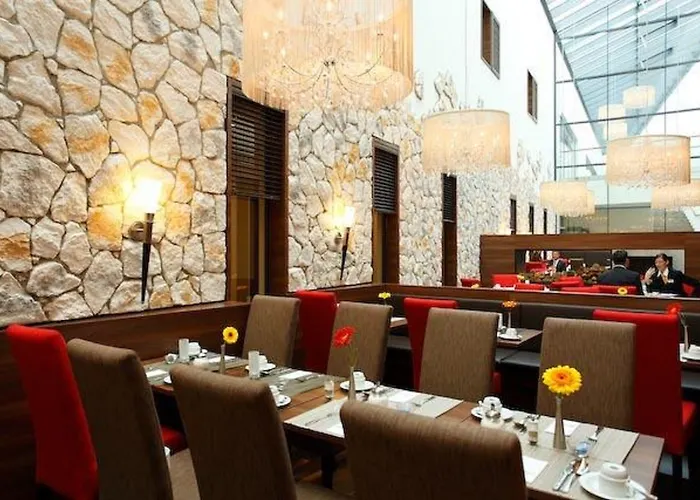 H4 Ξενοδοχείο 4*