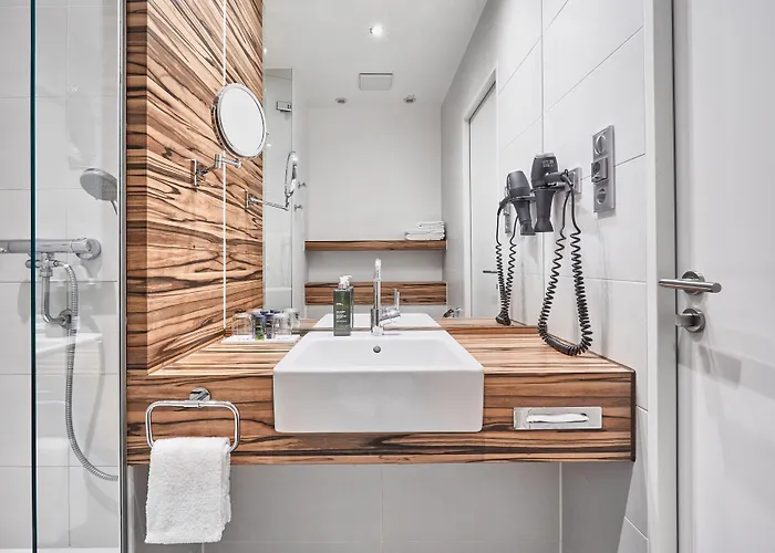 H4 Ξενοδοχείο