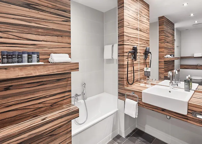 H4 Ξενοδοχείο 4*