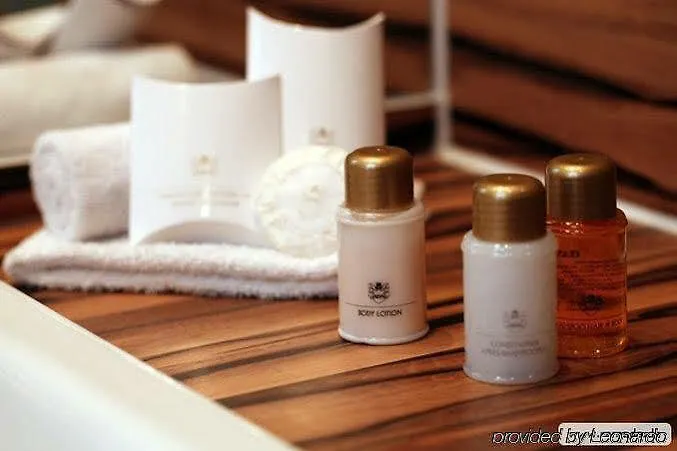 H4 Ξενοδοχείο